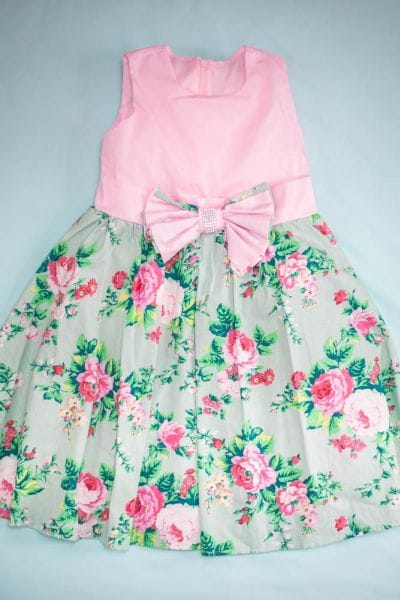 Vestido Infantil para Festa rosa com floral