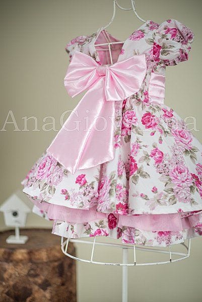 Vestido infantil para festa de meninas