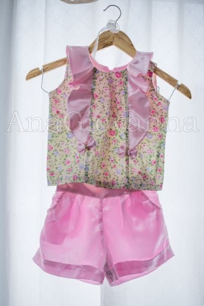 Conjunto Shorts e Blusa infantil feminino florido