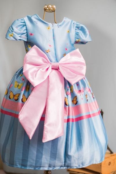 Vestido de borboleta infantil azul