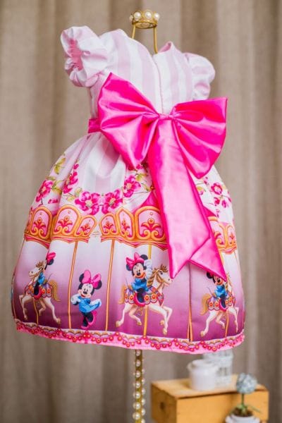 Vestido da Minnie Rosa Carrossel