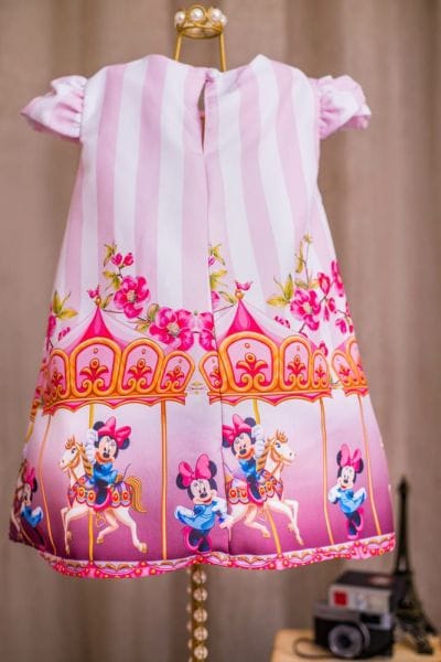 Vestido Minnie Rosa Carrossel Trapzio