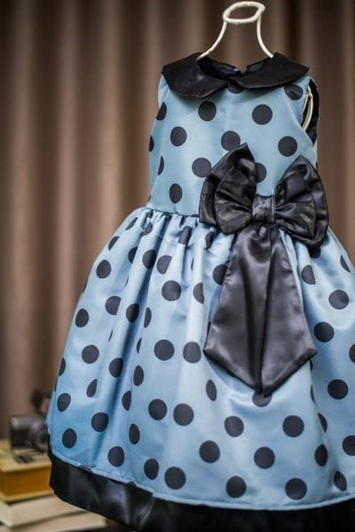 Vestido para festa infantil cinza e preto