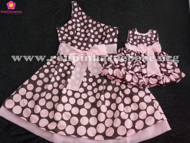 Vestidos Marrom e rosa Me e Filha para festa infantil