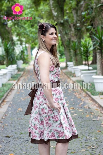 Vestido Floral Marrom Adulto para Festa